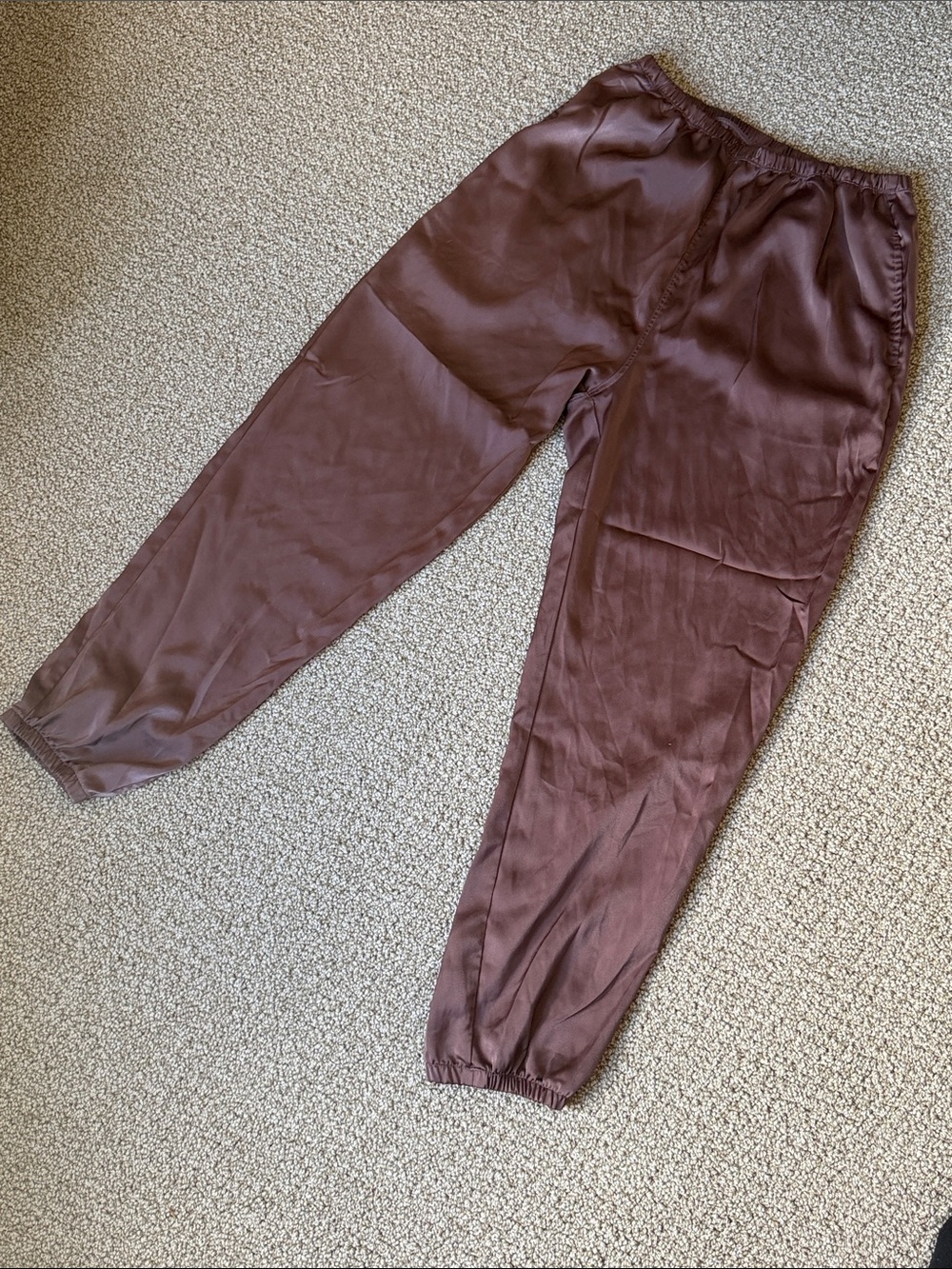 Uniqlo Satin Cargo Jogger Pants Mauve Brown Size Medium